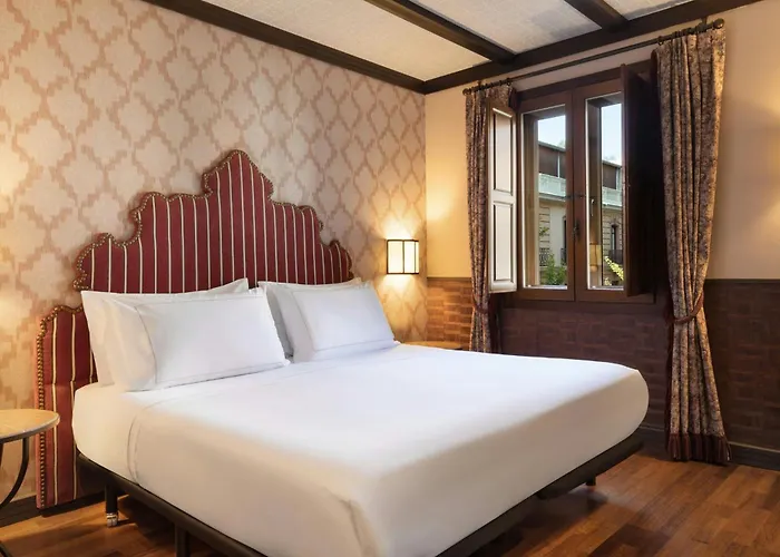 Hotel Palacio de Santa Paula, Autograph Collection
